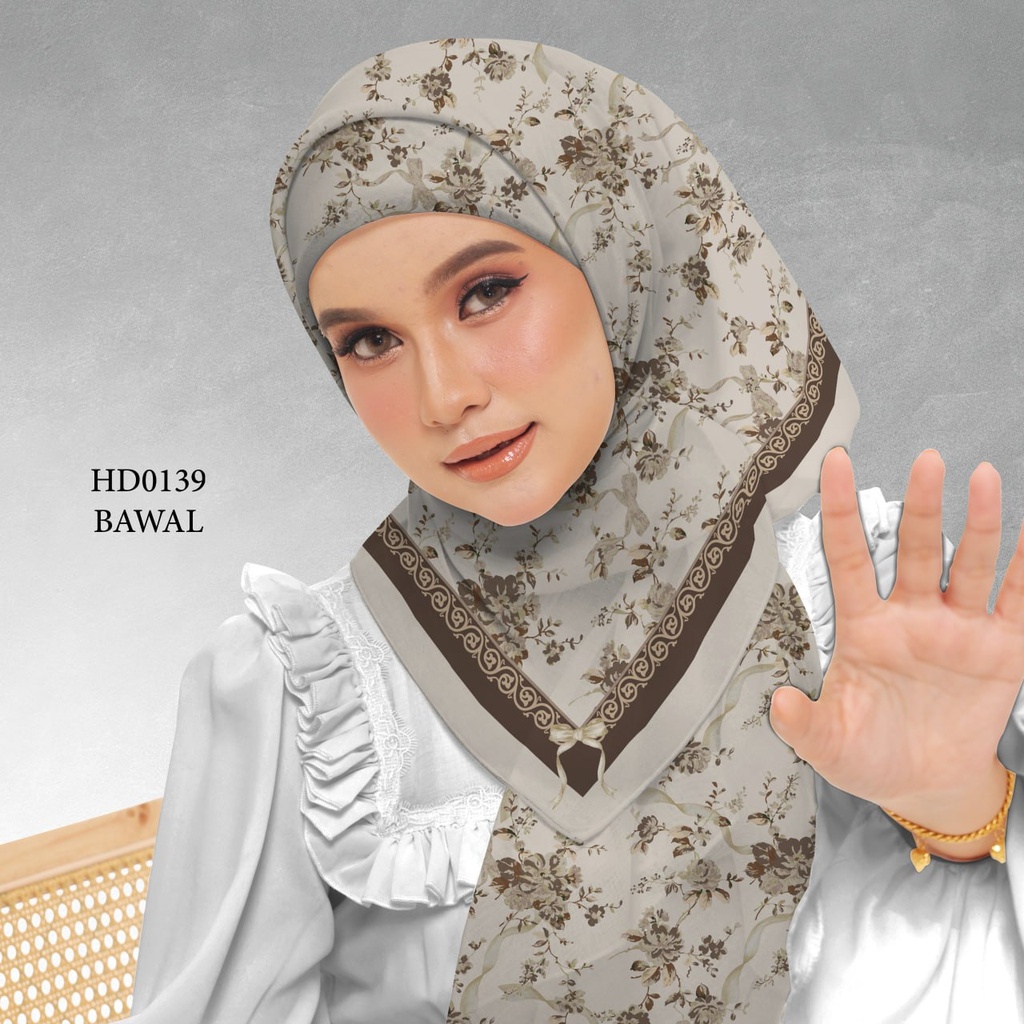 Tudung Bawal (Square Hijab) in HD0139